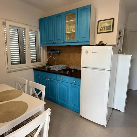 Cosy Frane Island مورتير