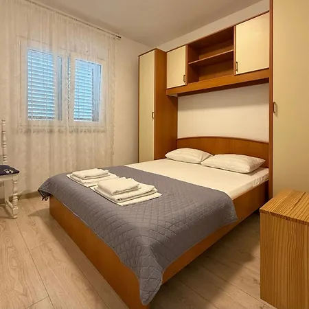 Cosy Frane Island *