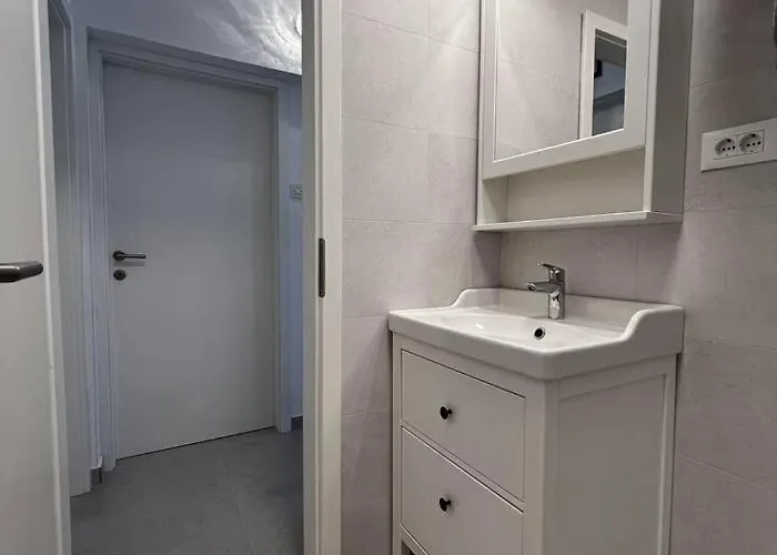 Apartment Cosy Frane Island